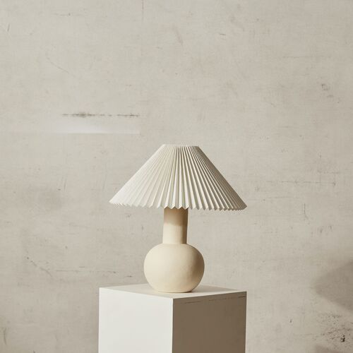 Iris Lamp | Cream
