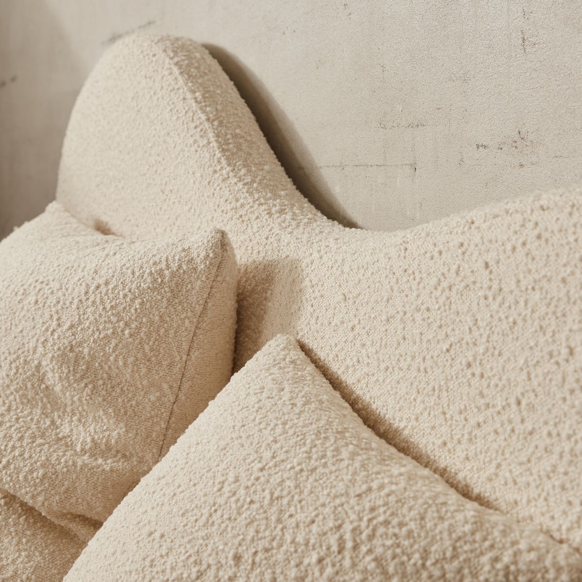 Storeroom | Bed Head King | Curved Boucle Ivory - image 5