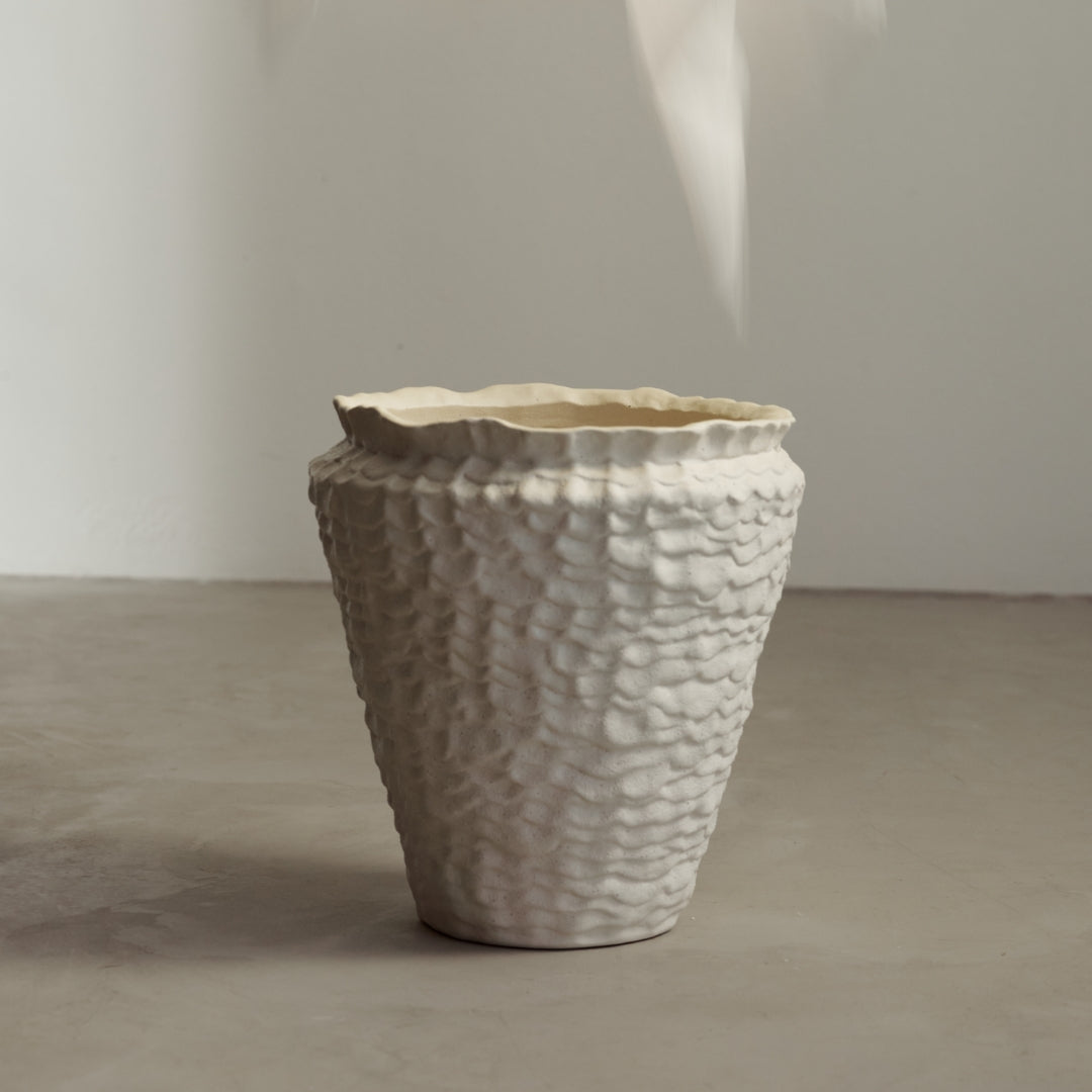Flora Vessel - image 5