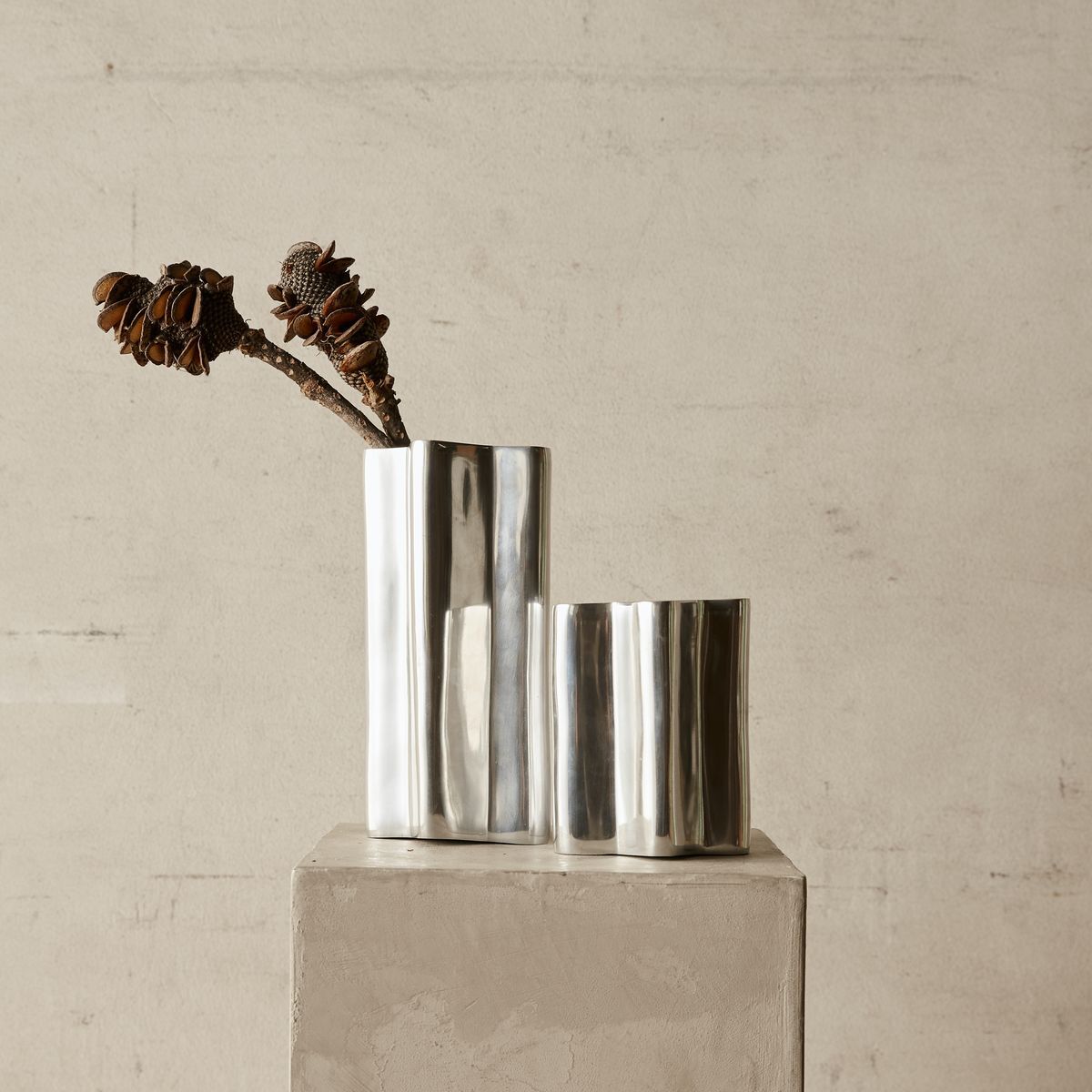 Theo Vase | Chrome Small - image 4